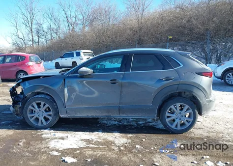 2022 Mazda Cx-30 Premium z USA, uszkodzony, nr VIN 3MVDMBDL7NM448213